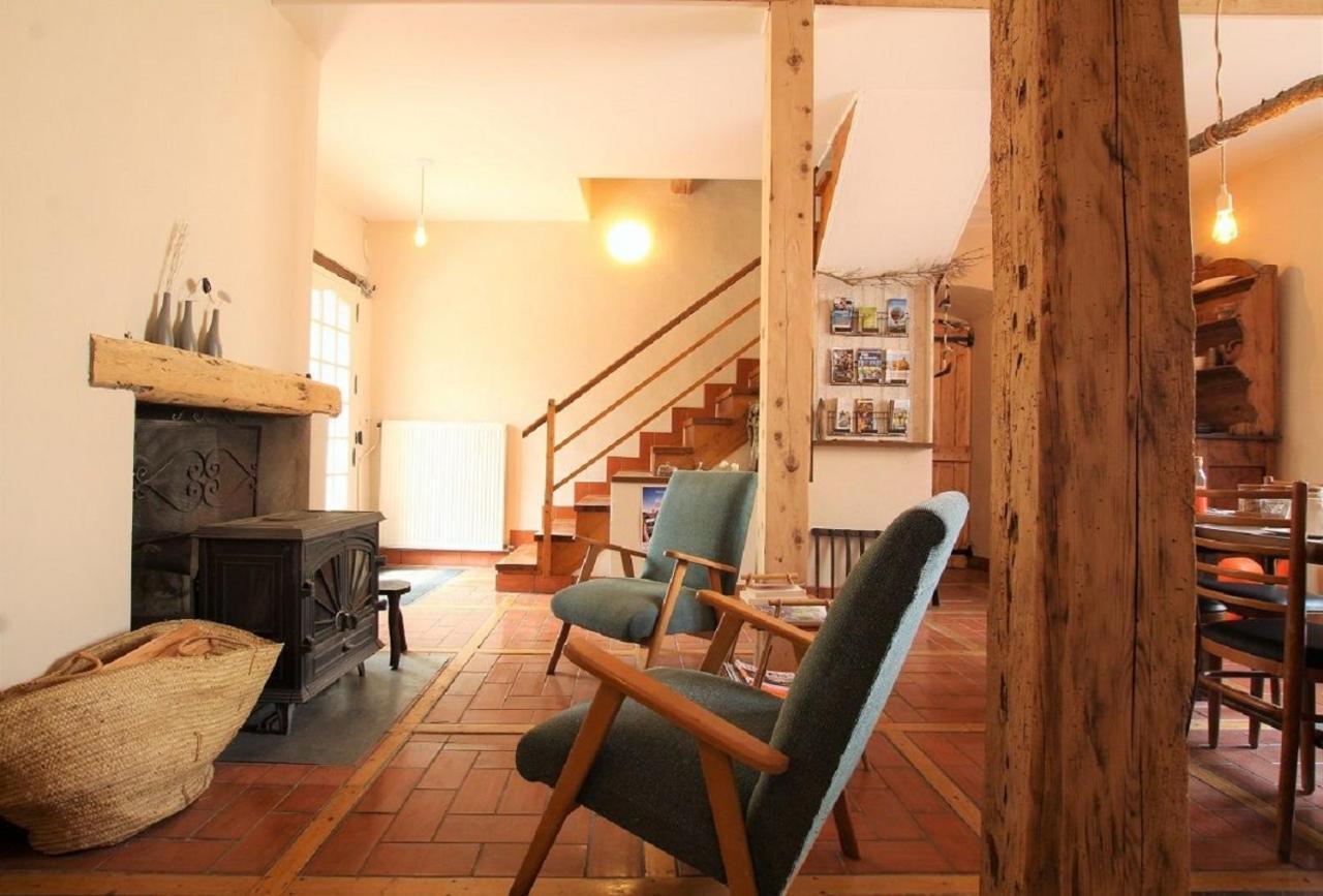 Domaine De Bauzit Bed and Breakfast Vals-pres-le-Puy Exteriör bild