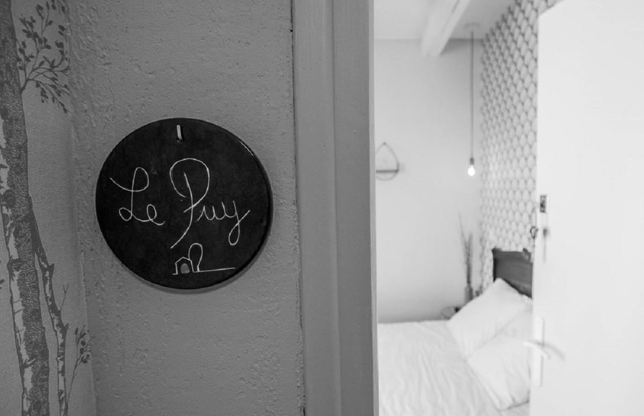 Domaine De Bauzit Bed and Breakfast Vals-pres-le-Puy Exteriör bild