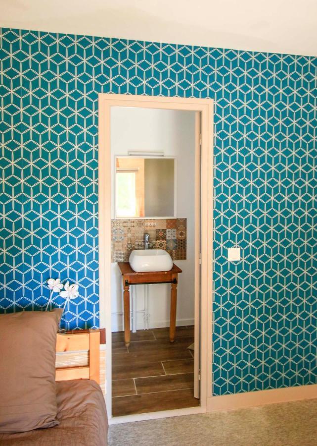 Domaine De Bauzit Bed and Breakfast Vals-pres-le-Puy Exteriör bild