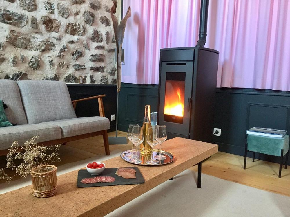 Domaine De Bauzit Bed and Breakfast Vals-pres-le-Puy Exteriör bild